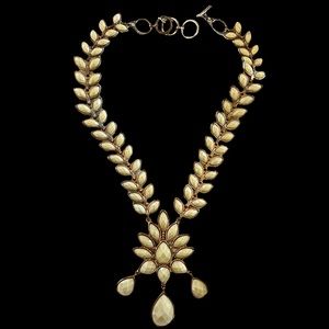 Statement Necklace with floral leaf design